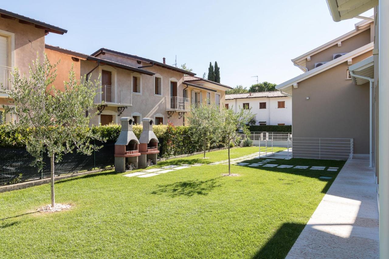 Villa Meri Manerba del Garda Exterior photo