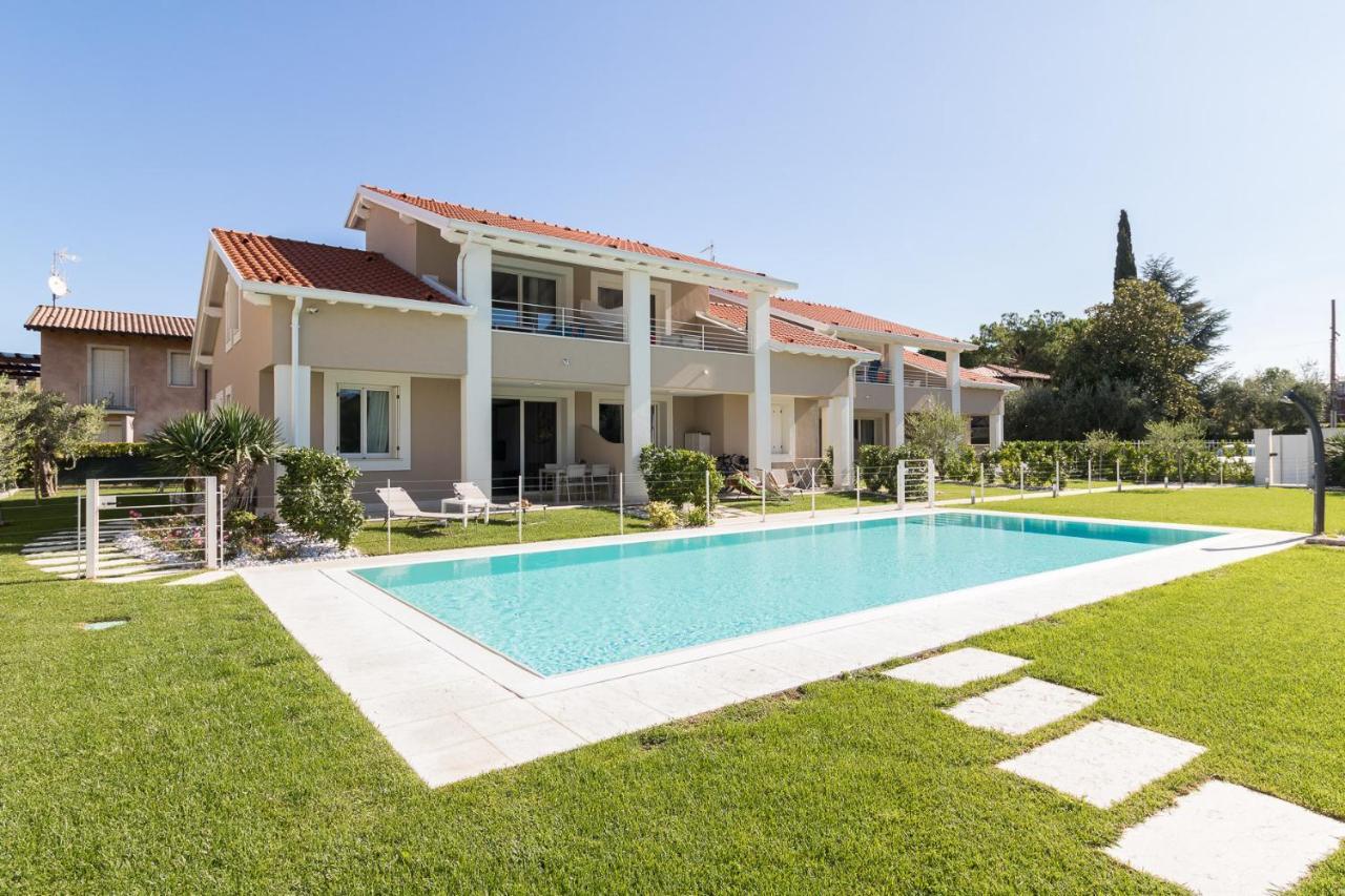 Villa Meri Manerba del Garda Exterior photo